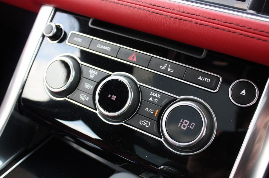  Land Rover Range Rover Sport 2014 года  (фото 12 из 131)